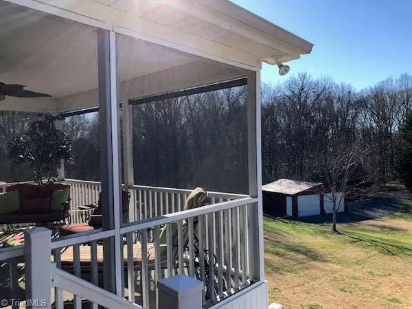 Mocksville, NC 27028,845 Howell RD