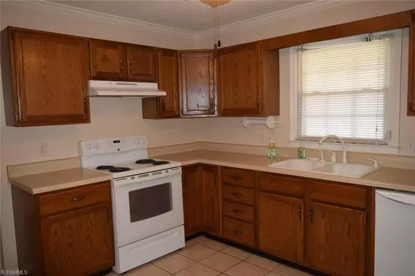 Pleasant Garden, NC 27313,6712 Dunham LN