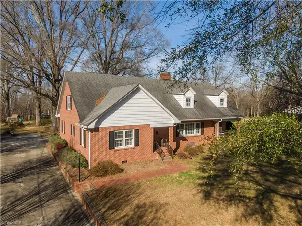 Mocksville, NC 27028,501 Salisbury ST