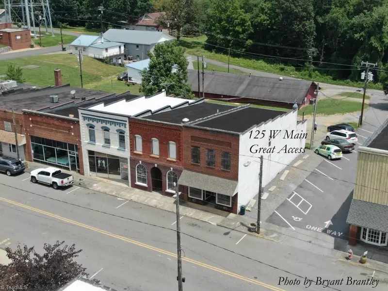 125 W Main ST, Pilot Mountain, NC 27041