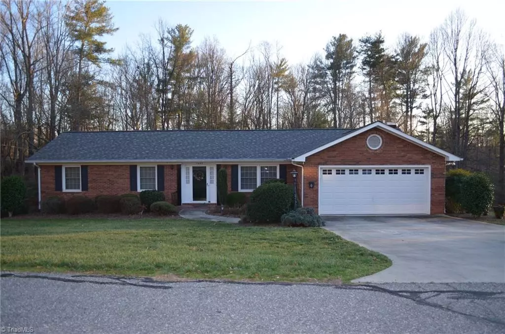 Wilkesboro, NC 28697,1505 Laurel RD