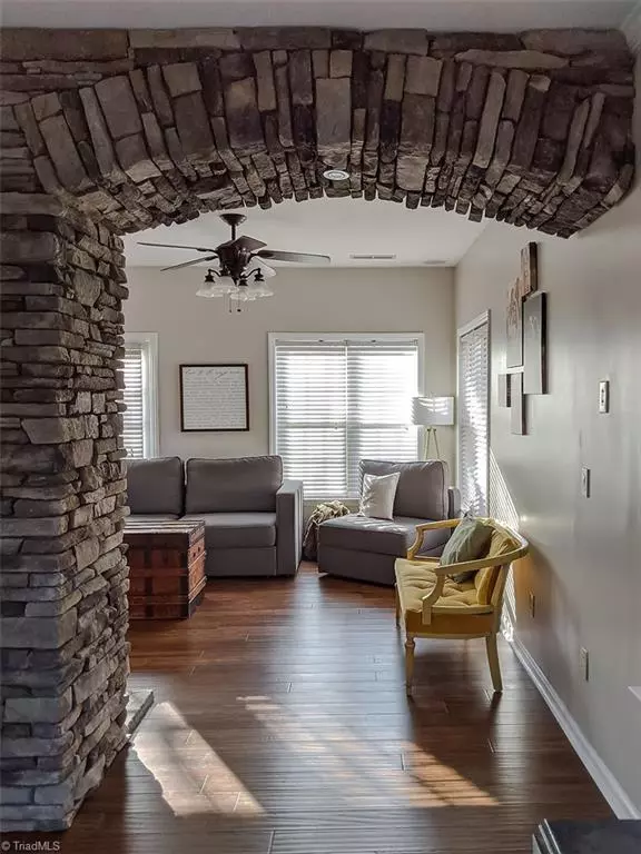 King, NC 27021,132 Kathleen CT