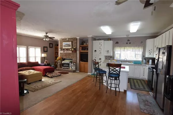 Ararat, NC 27007,103 Simmons Farm LN