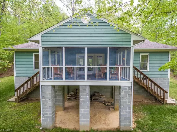 Leasburg, NC 27291,528 Beech DR