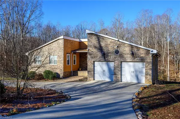 110 Birchwood LN, Mocksville, NC 27028