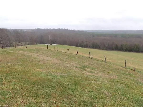 Mocksville, NC 27028,186 Linda LN