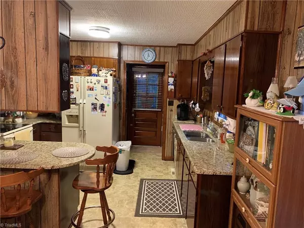 Stoneville, NC 27048,6594 NC Highway 770