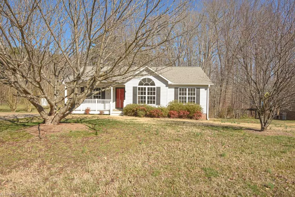 King, NC 27021,113 Whispering Pines LN