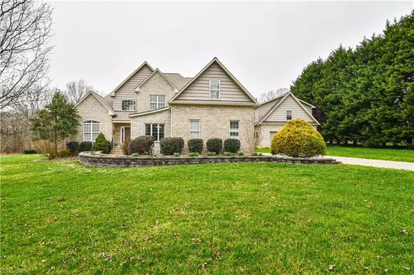 Summerfield, NC 27358,7041 Bronco LN