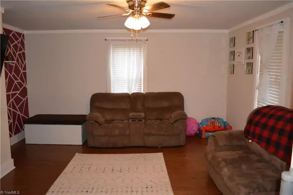 King, NC 27021,315 Dalton RD