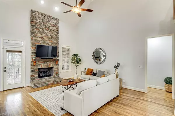 Oak Ridge, NC 27310,8805 Pepper CT