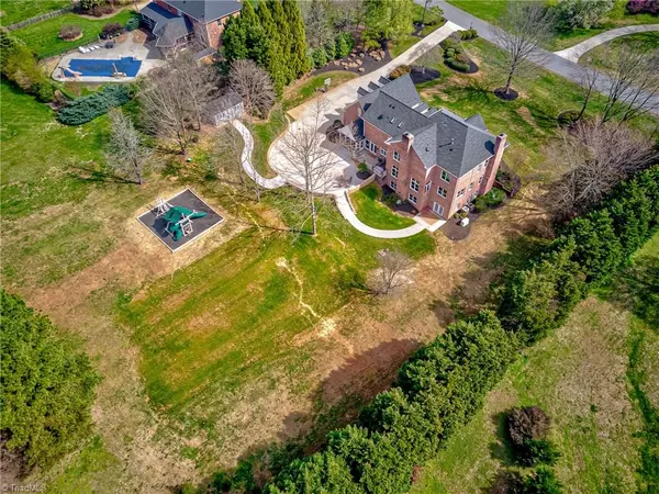 Summerfield, NC 27358,7009 Mustang CT