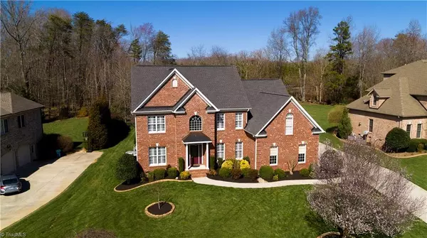 8214 William Wallace DR, Summerfield, NC 27358