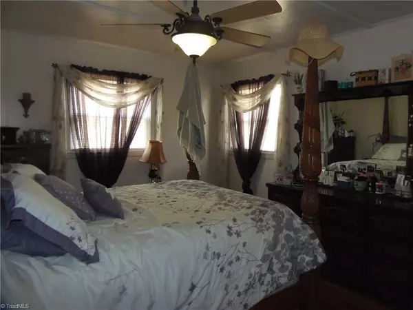 Summerfield, NC 27358,7118 Martin Lake RD