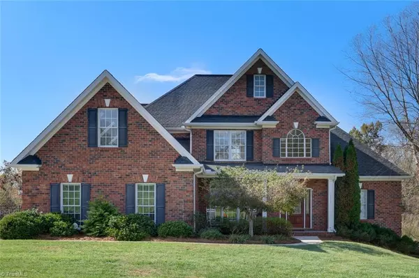 7235 Wyatt DR, Summerfield, NC 27358