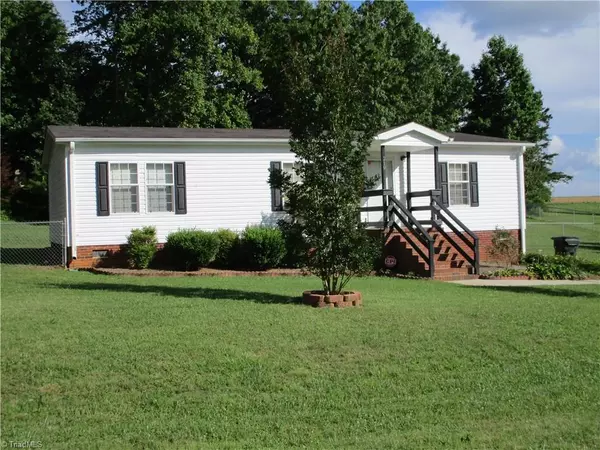 219 Clarmont DR, King, NC 27021