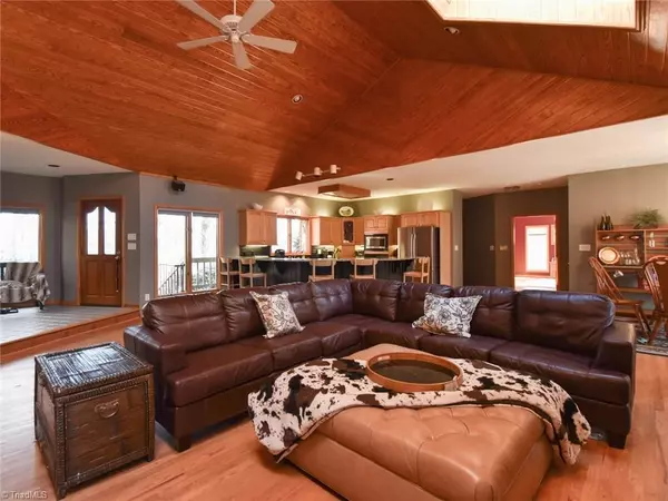 Summerfield, NC 27358,5844 Deer Meadow LN