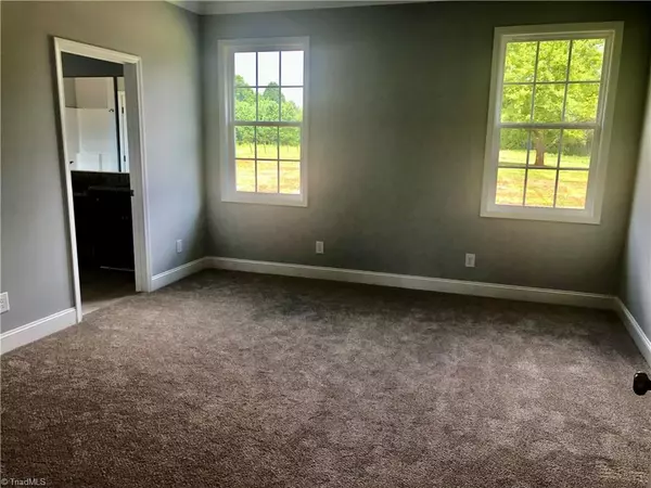 Mocksville, NC 27028,176 McCullough RD