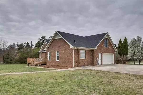 Pleasant Garden, NC 27313,6269 Hunt RD