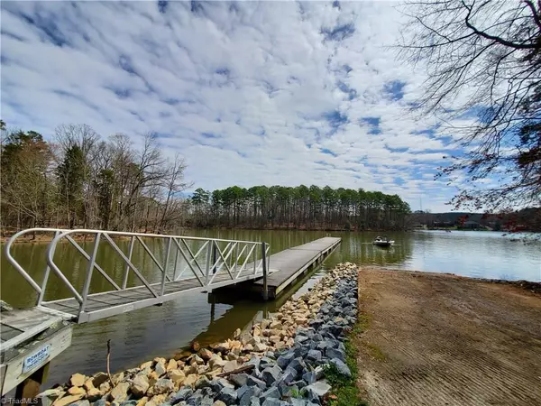 Salisbury, NC 28146,431 Emerald Bay DR