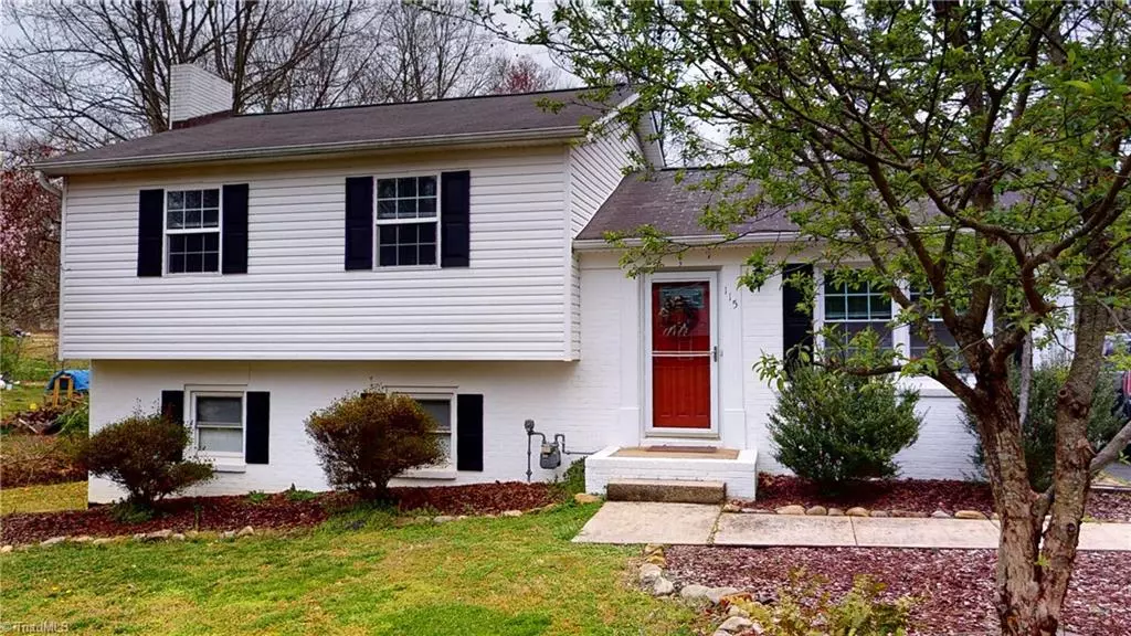 King, NC 27021,115 Peachtree LN