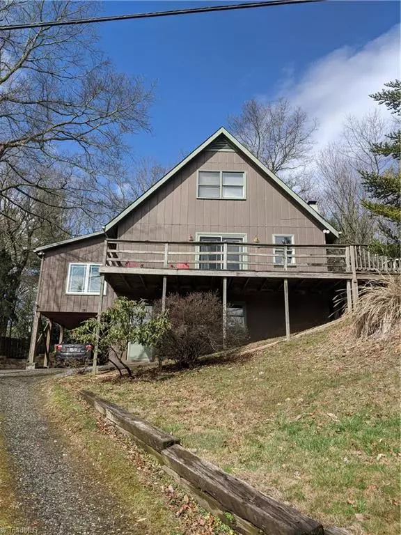 2759 Hardin RD, Boone, NC 28607