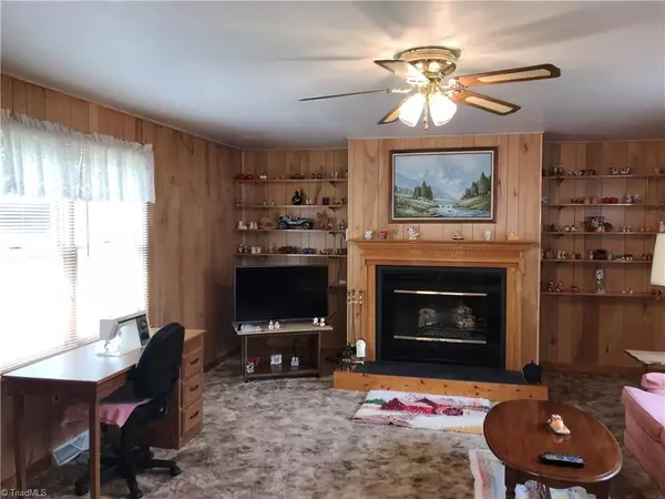 Mocksville, NC 27028,4335 N US Highway 601