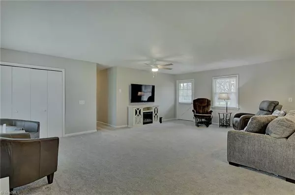 Summerfield, NC 27358,6251 Lake Brandt RD