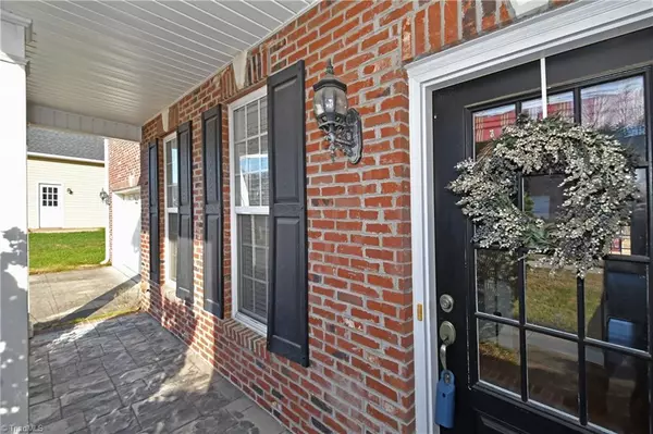 Winston Salem, NC 27103,236 Cabot DR