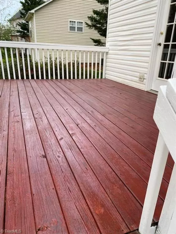 King, NC 27021,128 Kathleen CT