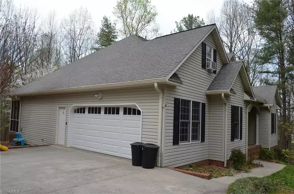 Millers Creek, NC 28697,157 Eastridge LN