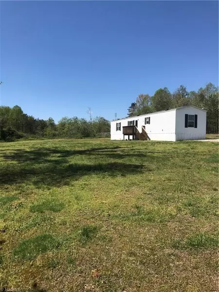 744 Chapman Mill RD, Taylorsville, NC 28681