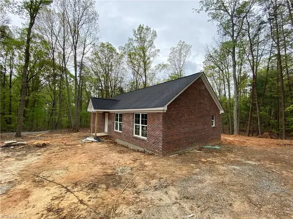 Stokesdale, NC 27357,8501 Altavista DR