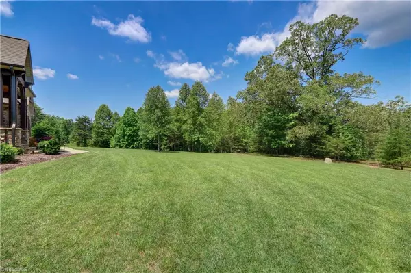 Summerfield, NC 27358,6989 Haw View CT