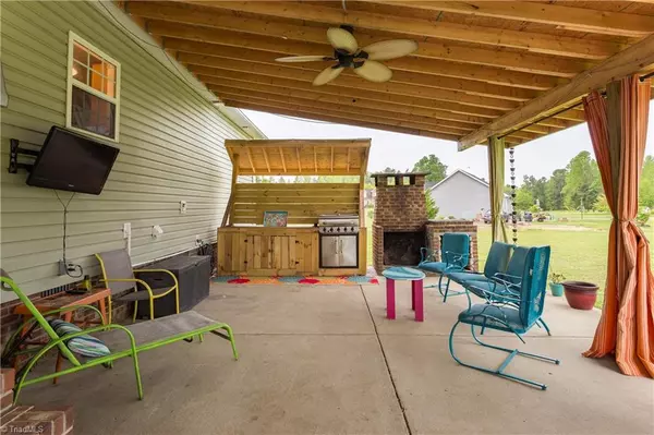 Snow Camp, NC 27349,6805 Cottonwood DR