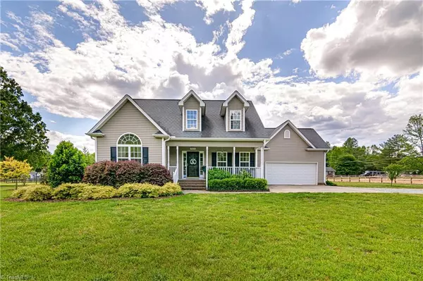 7611 Strawberry RD, Summerfield, NC 27358