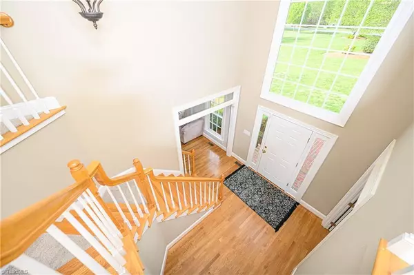 Oak Ridge, NC 27310,5704 Fox Meadow CT