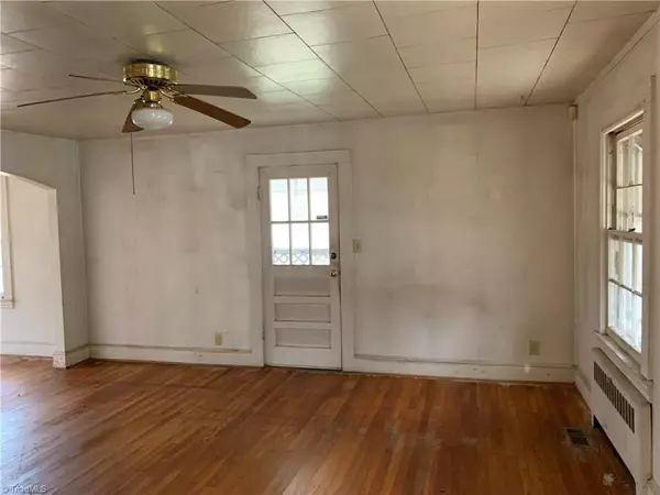 Stoneville, NC 27048,6033 Nc Highway 135