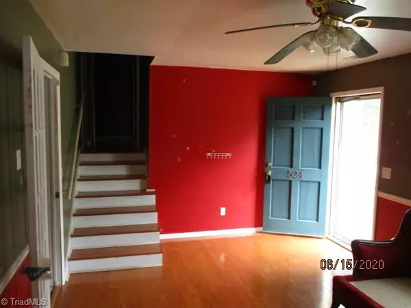 King, NC 27021,524 Mountainbrook DR