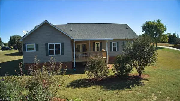 Mocksville, NC 27028,123 Cedarwood PL