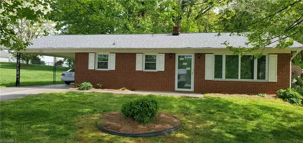 892 Pleasant Home Church RD, Millers Creek, NC 28651