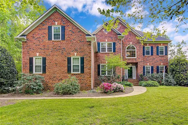 1789 Deer Run CT, Oak Ridge, NC 27310