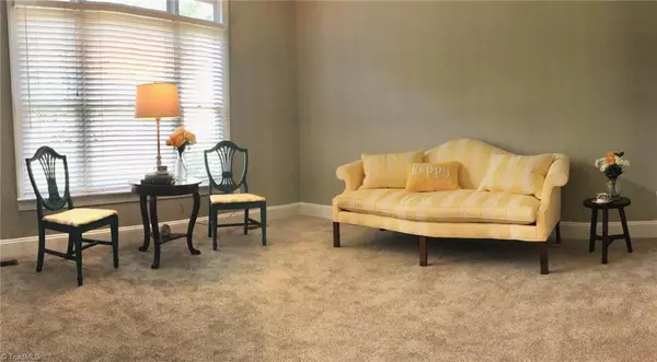 3108 Riviera CT, Jamestown, NC 27282