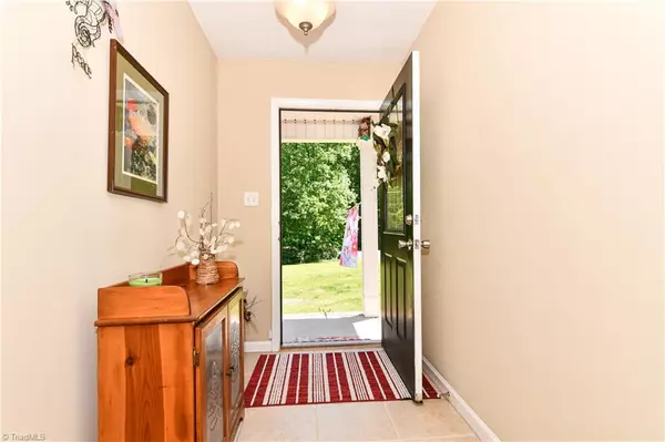 Oak Ridge, NC 27310,2033 Beeson RD