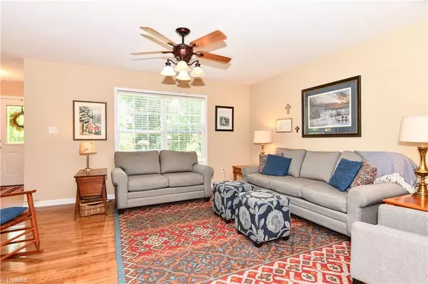 Oak Ridge, NC 27310,2033 Beeson RD