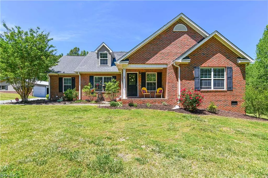 Oak Ridge, NC 27310,2033 Beeson RD