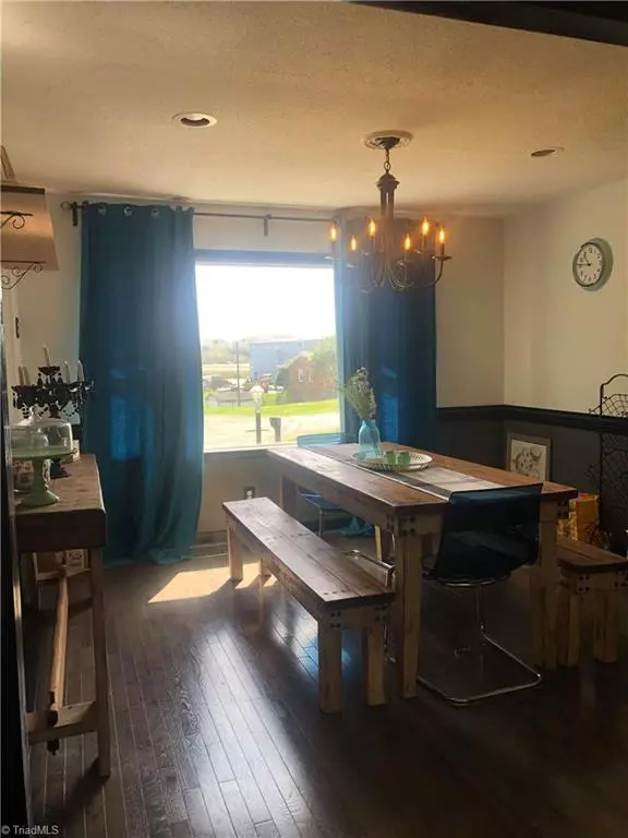 Mount Airy, NC 27030,131 Daniel LN