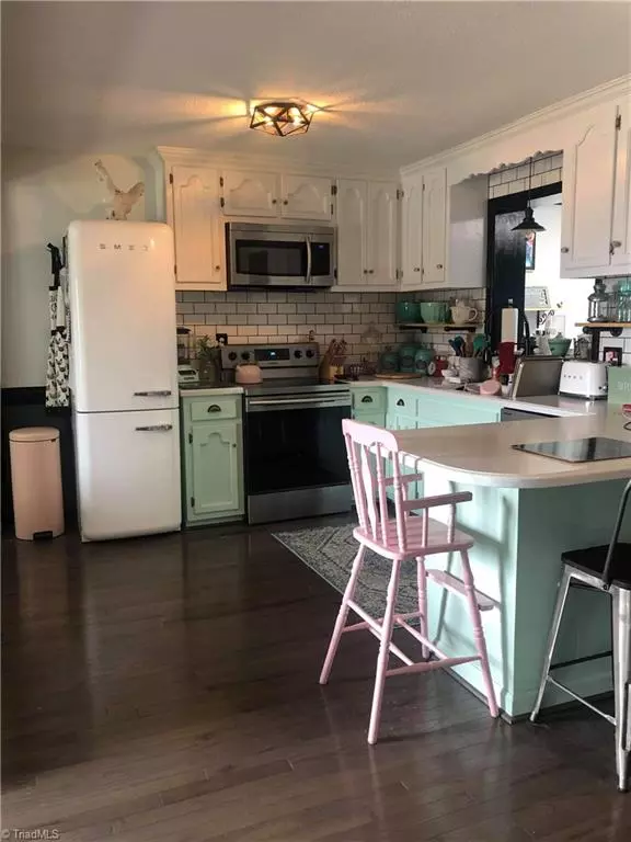 Mount Airy, NC 27030,131 Daniel LN