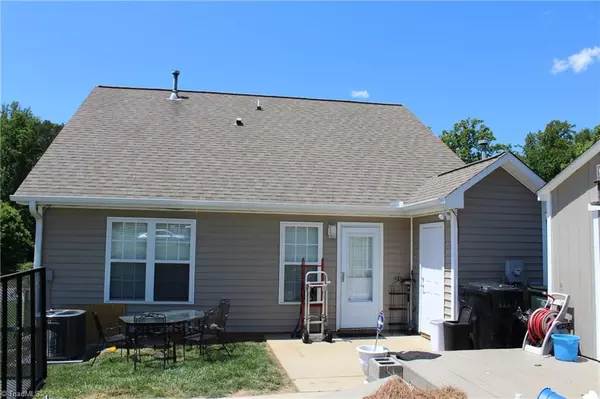 Burlington, NC 27215,646 Arden ST