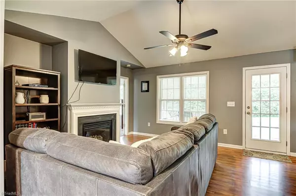 Oak Ridge, NC 27310,7987 Bartonshire DR